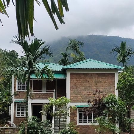 The Rustic Cottage - Homestay Çerapunçi Dış mekan fotoğraf